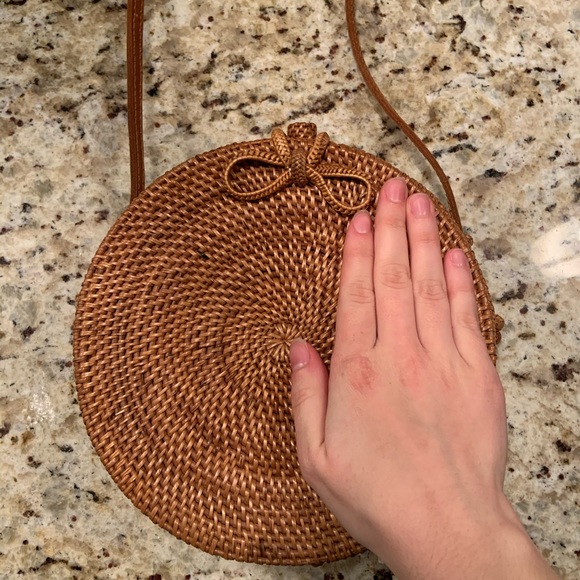 Handmade Round Rattan Bag - Picture 5 of 5